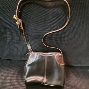***PRICE DROP*** Liz Claiborne Villager Shoulder Bag, Black with Brown Trim.